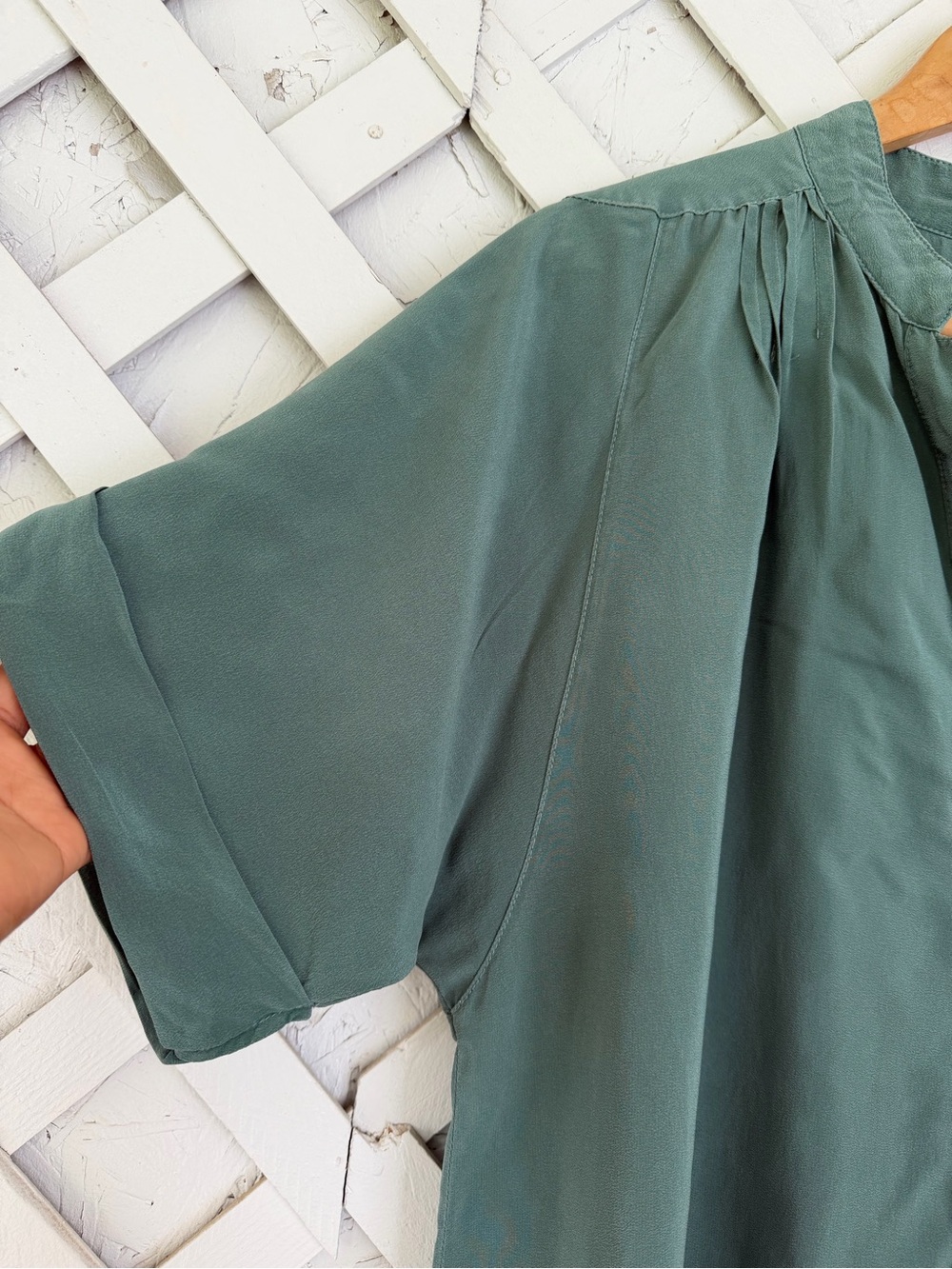 Anthropologie Maeve Silk Rosalyn Button Down Tunic Top Sage Green Oversized S - Picture 4 of 11